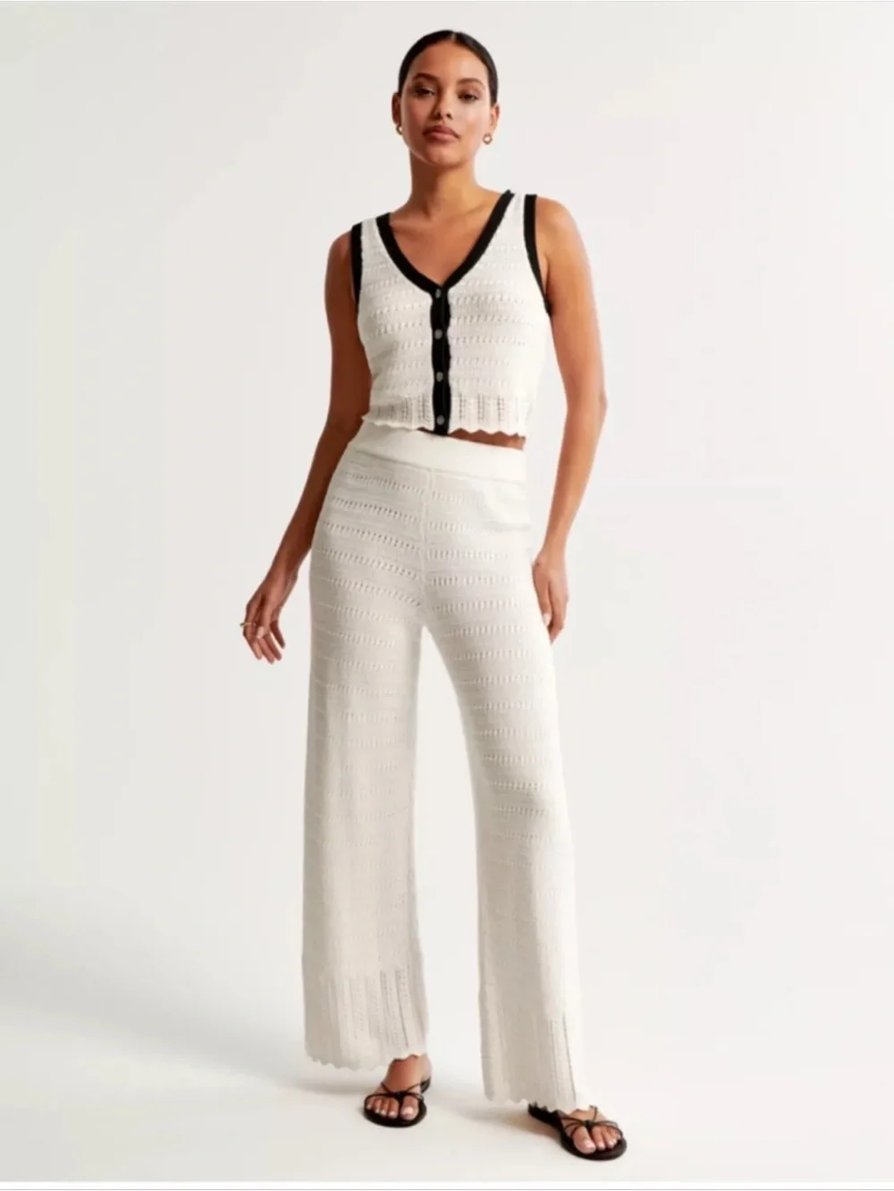 Abercrombie & Fitch Women's Crochet-Style Sweater Vest XL NWT - Picture 5 of 8